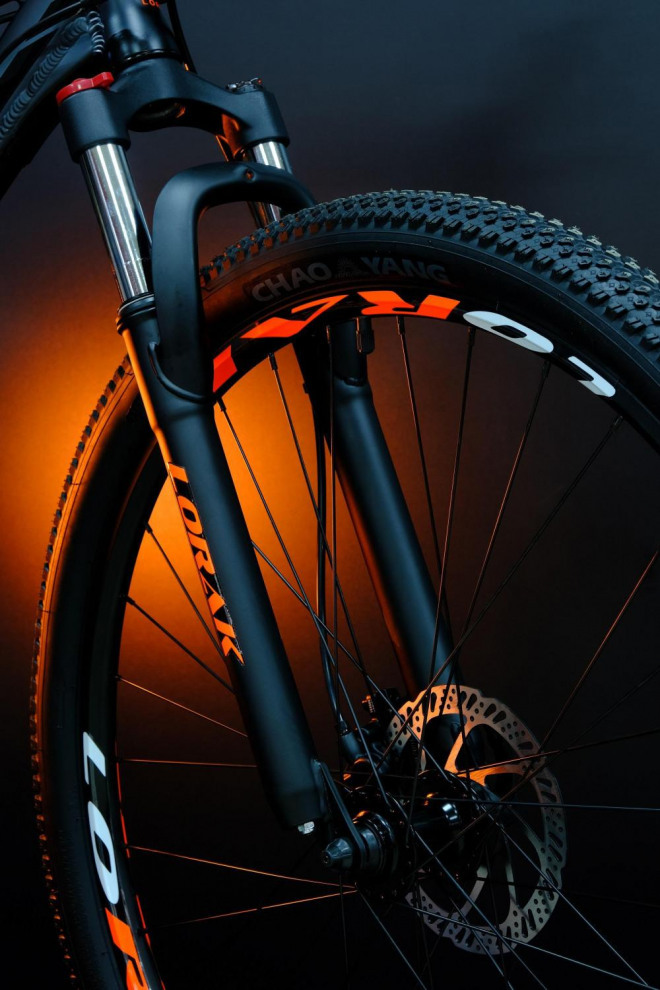 Lorak Sel 9150 Матовый Чёрный/Оранжевый 19р (на рост 171-182)